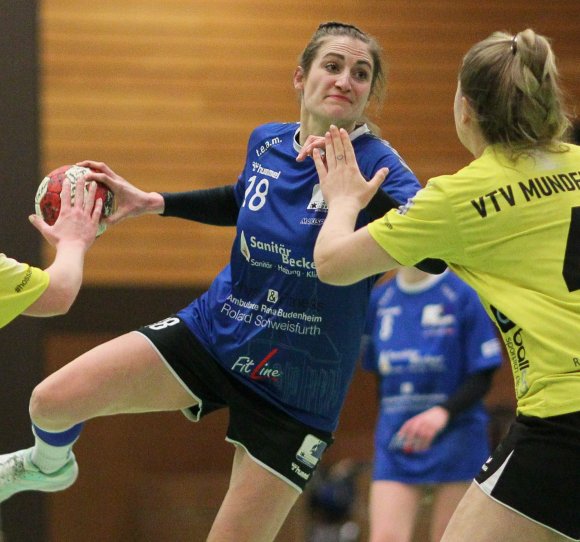 Sophie Hugger musste beim Sieg der Sportfreunde Budenheim in Wörth wegen eines Unterarmbruchs das Spiel und die Saison beenden.