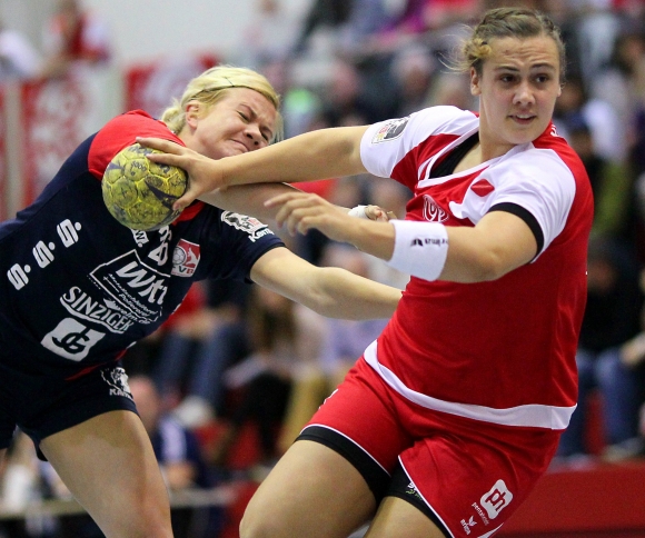 In der zweiten Halbzeit mussten Jana Heßler und ihre Mannschaft viel Kraft und Konzentration aufbringen, um die recht hohen Rückstände wettzumachen. Fast wäre sogar noch der Sieg geglückt. 