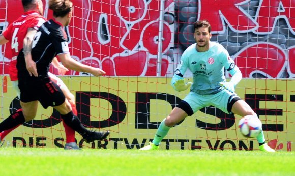 Omer Hanin kam in drei Jahren beim FSV Mainz 05 zu keinem Bundesligaeinsatz und kam achtmal in der Regionalliga zum Zuge. Nun wechselt der 24-jährige Torwart zum Ligakonkurrenten FSV Frankfurt.