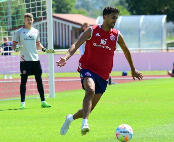 Aymen Barkok hat bisher nur trainiert, aber an noch keinem Testspiel teilgenommen.