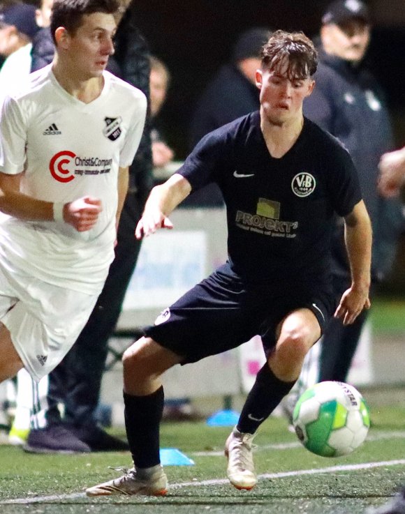 Kevin Wenk im Pech: Der Außenverteidiger konnte in Herxheim nur eine halbe Stunde mitwirken, dann war er verletzungsbedingt draußen.