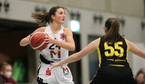 Gab keinen Ball verloren: Jordis Wächter holte in Bamberg elf Rebounds.