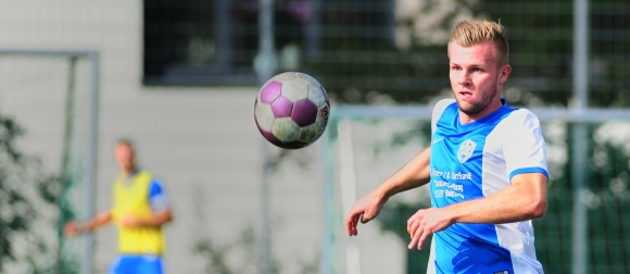 Auf Krystian Borowski und seine Mombacher Offensivkollegen wartet am Sonntag eine echte Herausforderung: Gegner ASV Fußgönheim hat in fünf Auswärtsspielen erst drei Treffer kassiert.