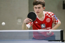 Der aus der Dritten Mannschaft hochgerückte Johannes Willeke gewann in Kaiserslautern beide Einzel.