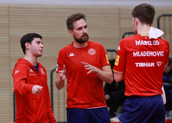 05-Trainer Tomasz Kasica weiß, was zu tun ist, um in Bremen zu gewinnen.