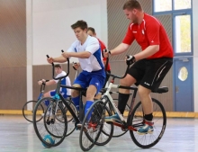 Spielte ein gutes Turnier: Youngster Felix Beismann (l.), der Neffe...