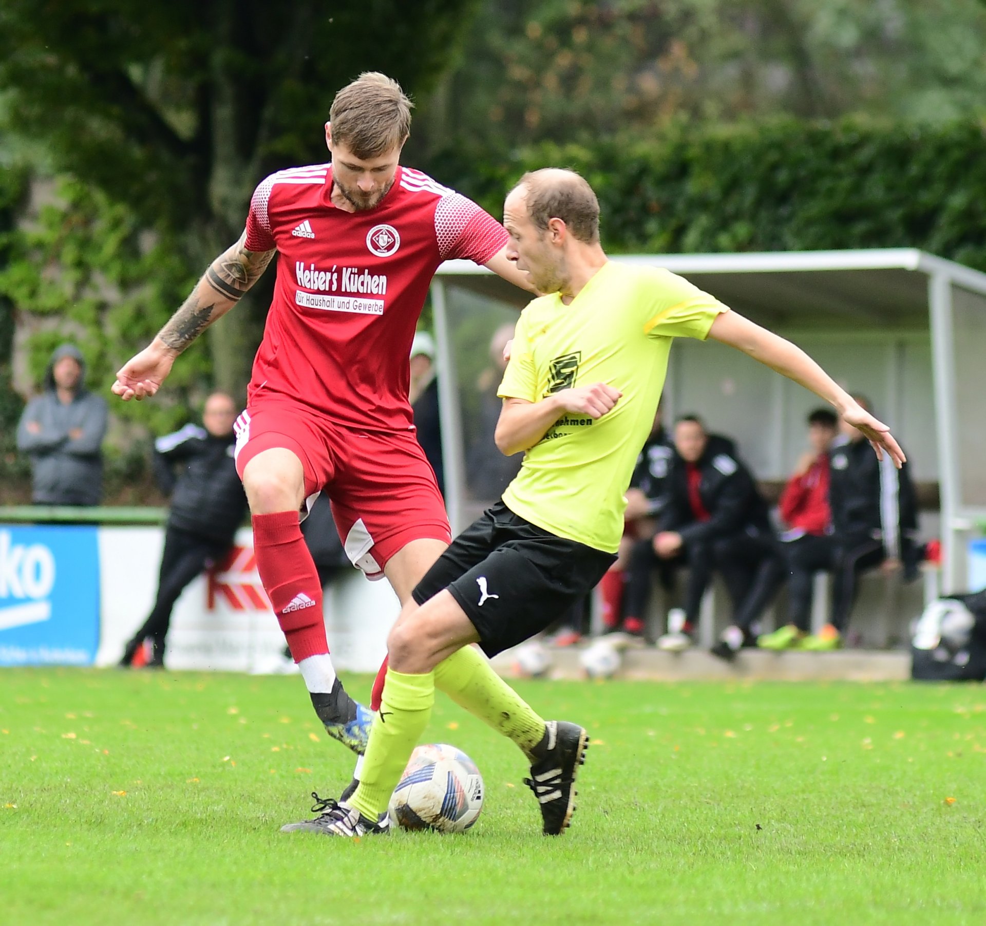 Die SVW Mainz ist nach fünf Bezirksligajahren zurück in der Landesliga. Zu den Leistungsträgern, die den Verbleib sichern sollen, gehört der aus Gonsenheim oberligaerfahrene Robin Lehmann (l.)…