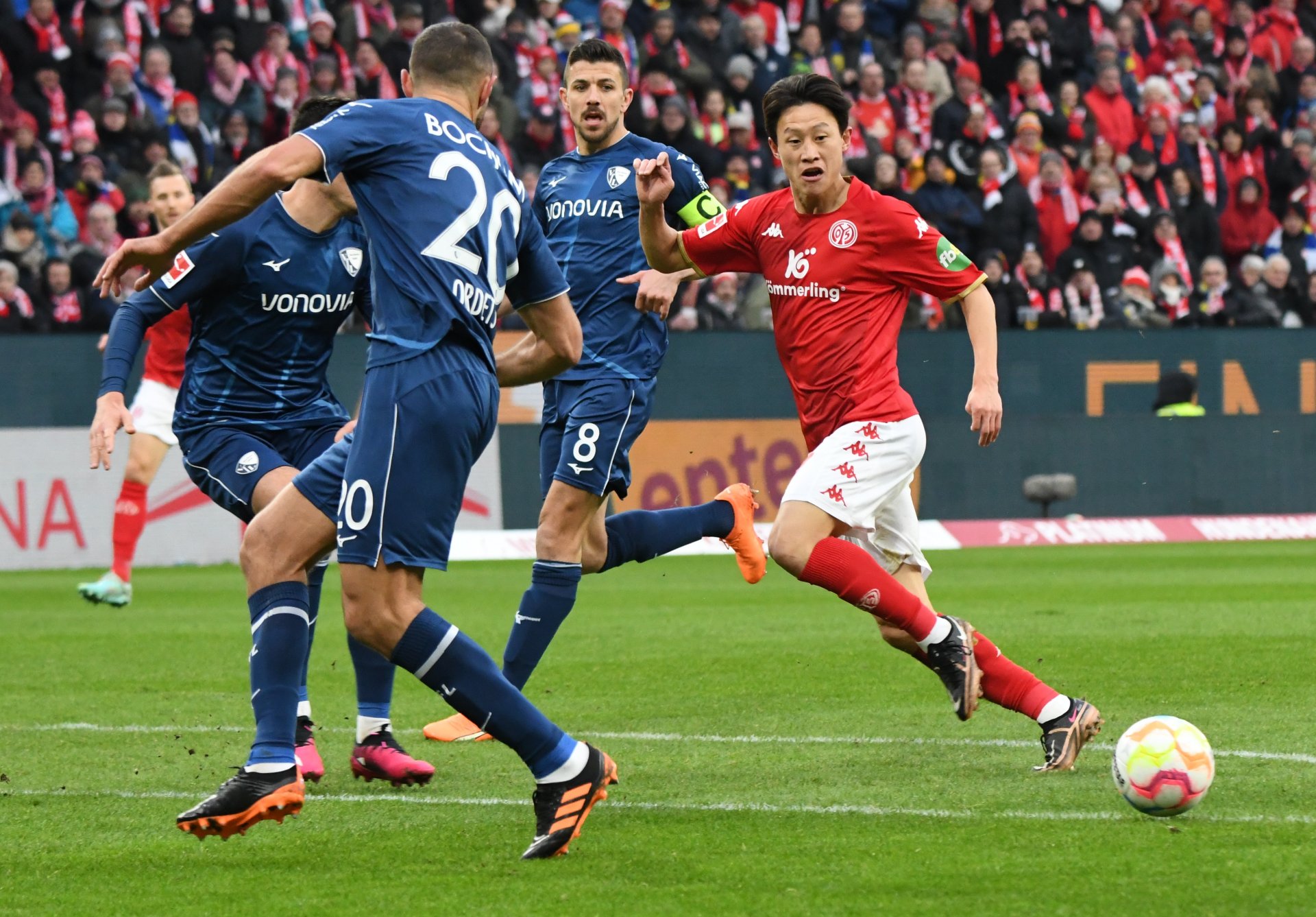 Jae-sung Lee toppt seinen Torerfolg aus dem Dortmund-Spiel: Diesmal benötigt er fürs 1:0 nur 47 Sekunden...