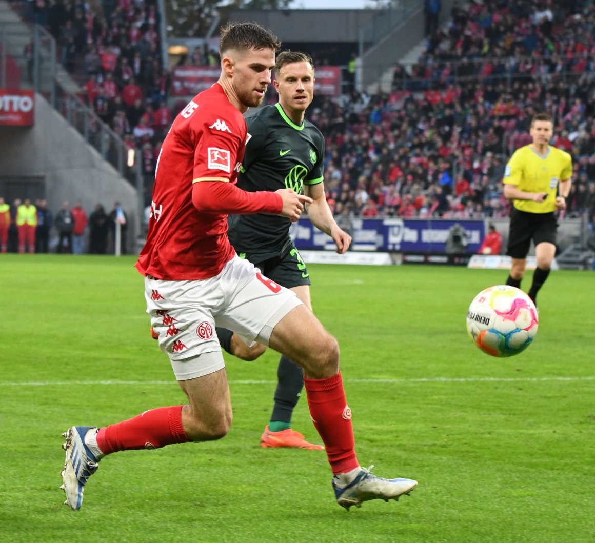 Neuland betritt Anton Stach am Samstag. In Nierstein schlüpft der 05-Profi in die Rolle des Herrn in Gelb.