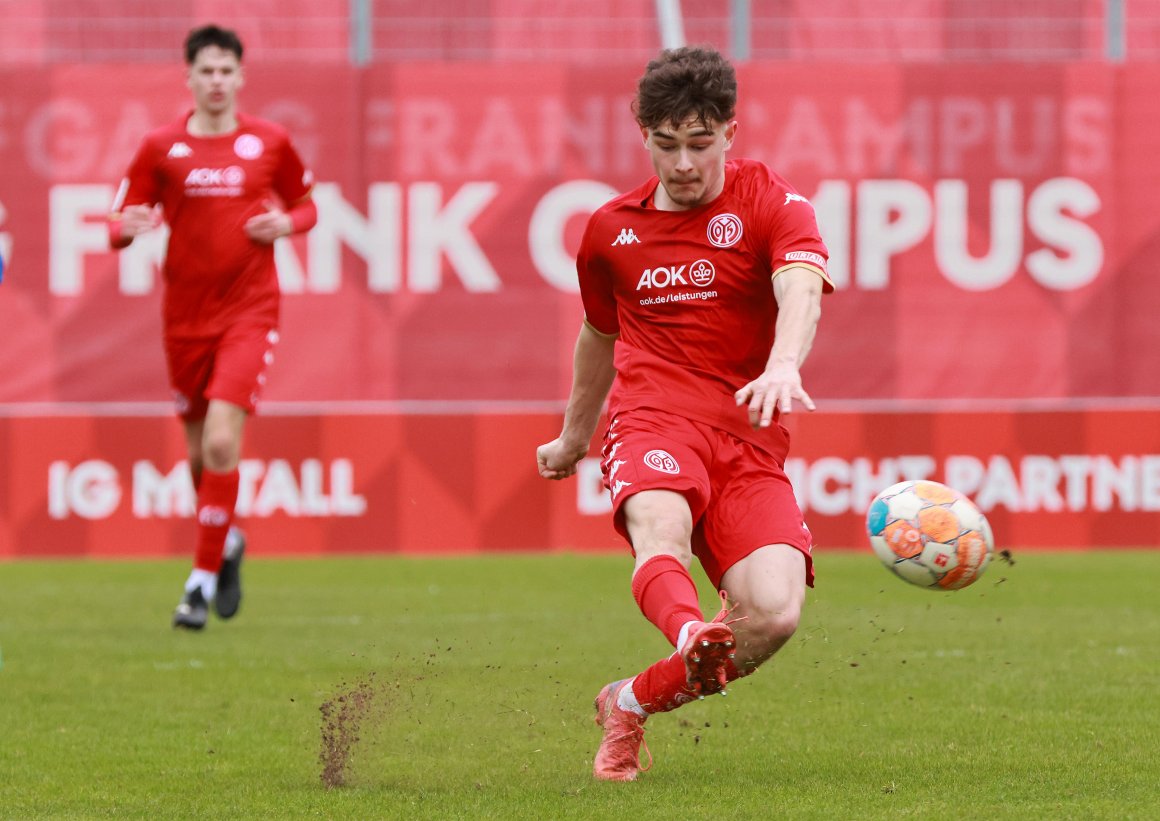 An Ostersonntag empfängt die U19 der 05er den 1.FC Köln.