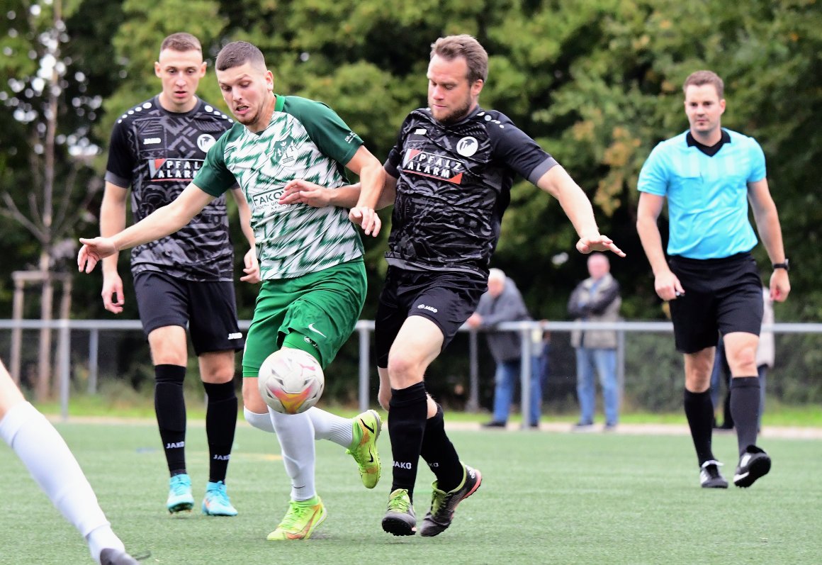 Meikel Melament erzielte beim 9:1 gegen den TuS Steinbach zwei Tore.