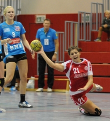 An der Hand verletzt: Kreisläuferin Katharina Wagner gehört zur Handvoll Feldspielerinnen der 05er, die am Sonntag in Dortmund nicht dabei sein können.