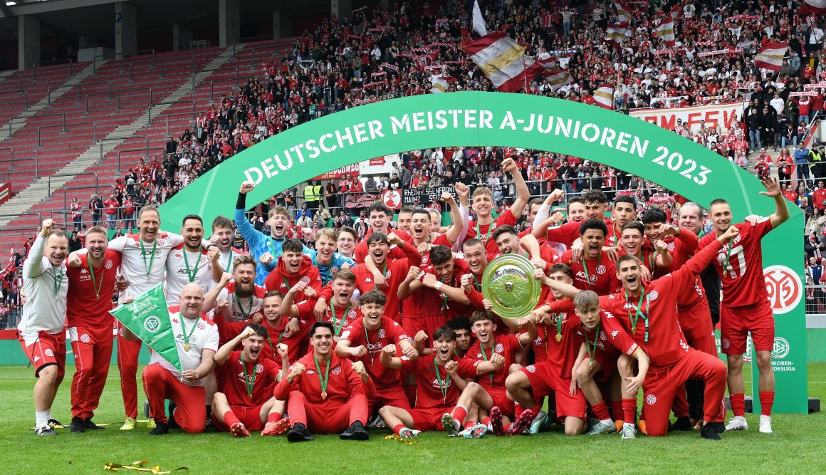 Deutscher U-19-Meister der Saison 2022/23: der FSV Mainz 05.