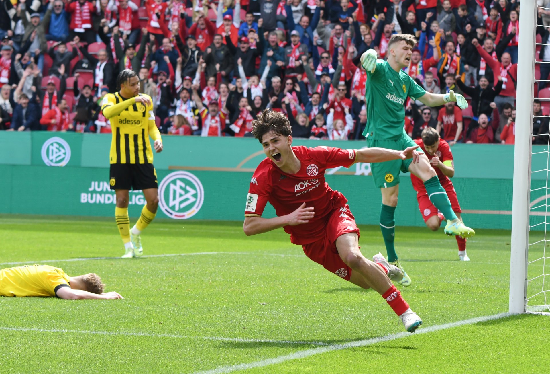 Lovis Bierschenk stellte mit seinem Treffer in der 51. Minuten als Erster die Weichen für ein Spektakel in der Arena am Europakreisel…