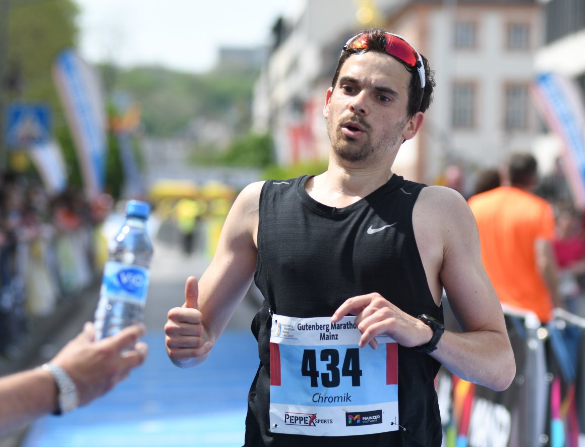 Erfolgreicher Titelverteidiger: Michael Chromik wurde nach 2013, 2017 und 2019 erneut Mainzer Marathon-Stadtmeister...