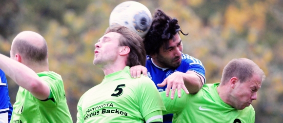 Die Fußballer der SpVgg Dietersheim konnten sich noch so recken und strecken...