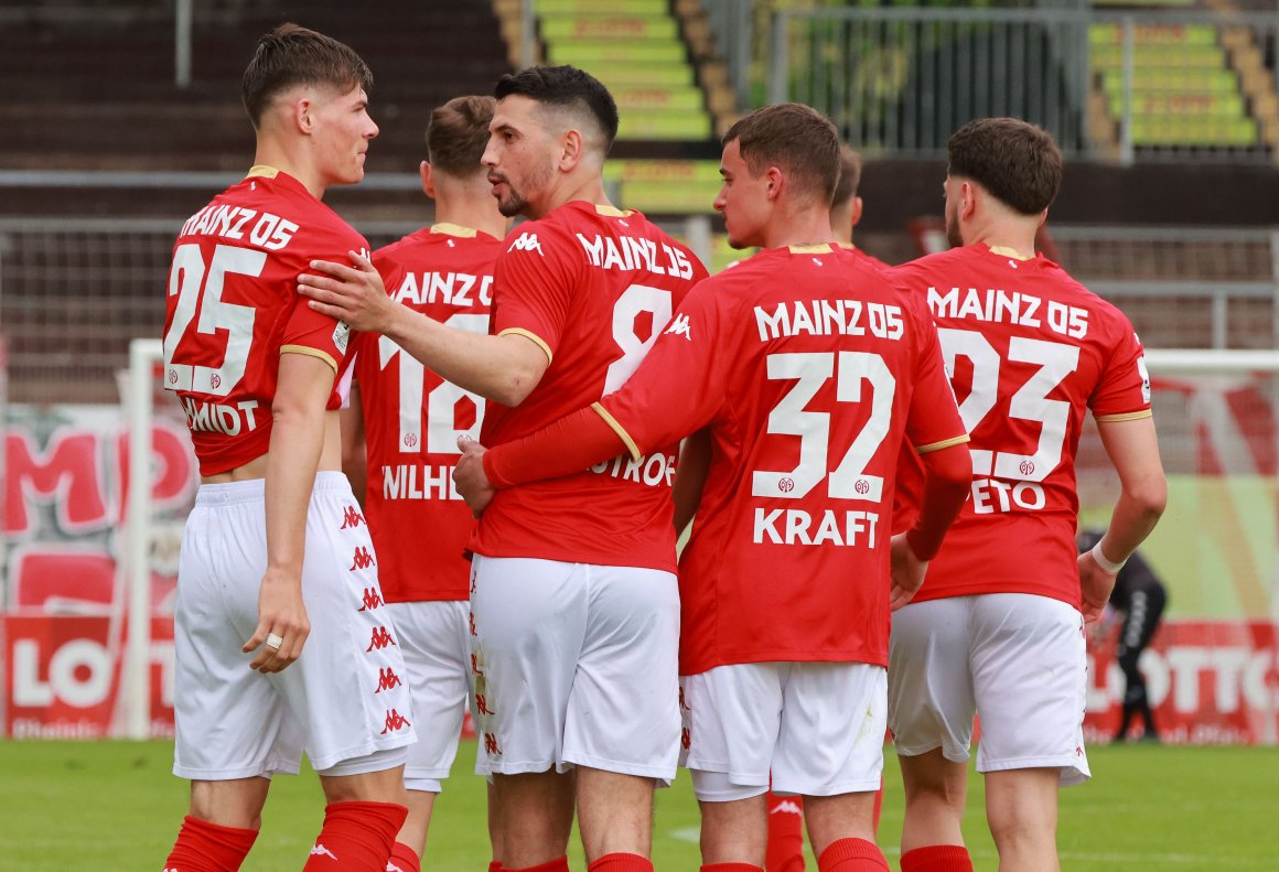 Gelingt noch so ein Heimsieg wie zuletzt gegen Kickers Offenbach? Die U23 des FSV Mainz 05 kann die Regionalligasaison am Freitagabend mit dem dritten Erfolg in Serie auf dem achten Rang abschließen. 