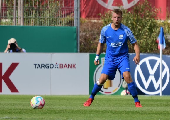 Im DFB-Pokalspiel gegen Hannover 96 stand Lars Hermann erstmals nach seinem Unfall auf dem Platz...