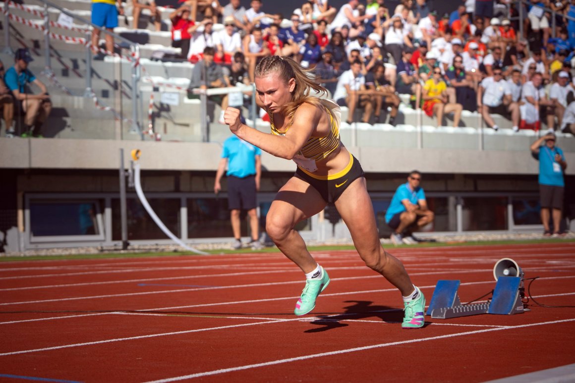 So, wie Emma Kaul über die 400 Meter Hürden überzeugt hatte, performte sie auch über 300 Meter in der Medley-Staffel.