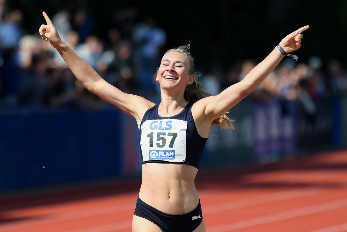 Als Emma Kaul in Hannover über 800 Meter ins Ziel lief,  kletterte ihre Punktzahl auf den U-18-Rekordwert von 5946.