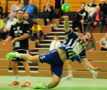 Marcus Quilitzsch, bei vollständigem Kader auch mal am Kreis der Sportfreunde Budenheim zu entdecken, dürfte durch dem Ausfall von Lukas Scheer und Timo Borsch wieder verstärkt im Rückraum gefragt sein.