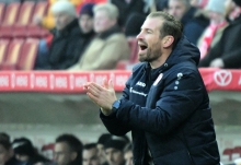 05-Trainer Jan Siewert haderte in Köln mit der Chancenverwertung.