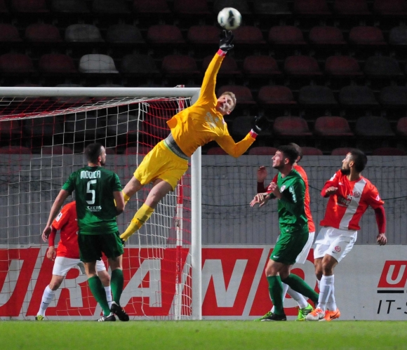 Wenn es brenzlig wurde, war 05-Keeper Robin Zentner mit Paraden stets zur Stelle.