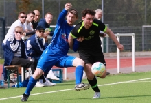 Jannick Böhm (r.) spielt seit der D-Jugend für den FSV Oppenheim und nimmt inzwischen eine tragende Rolle im Bezirksligateam ein.