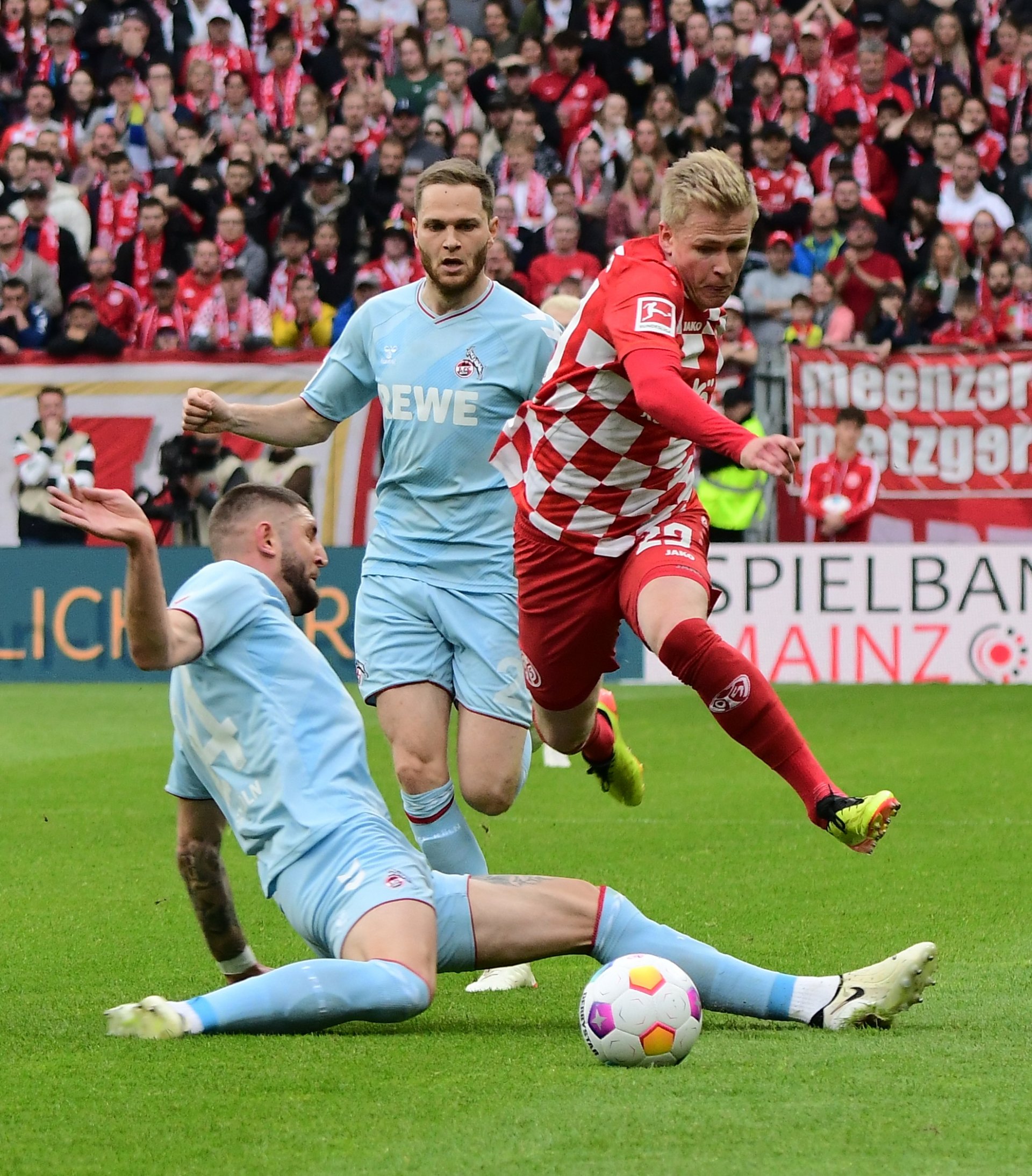 Jonathan Burkardt war in den Konter zum 1:0 involviert...