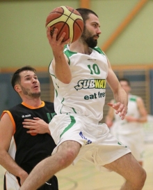 Die DJK-Männer mit Oliver Gränz gaben bei Makkabi Frankfurt über 40 Minuten alles, belohnt wurden sie für Einsatz und Moral erneut nicht. Es bleibt bei Null Siegen in neun Spielen. 