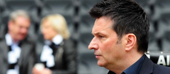 05-Manager Christian Heidel hofft ein wenig auf die geheime Abstimmung. Für die Einführung der Torlinientechnik müssten zwei Drittel der Erstligisten votieren.