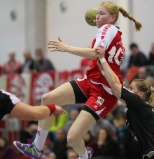 Aktivposten, mannschaftsdienlich, am Kreis unerbittlich: Meike Schmelzer hatte einen guten ersten Gastspielauftritt bei ihrem langjährigen Verein.