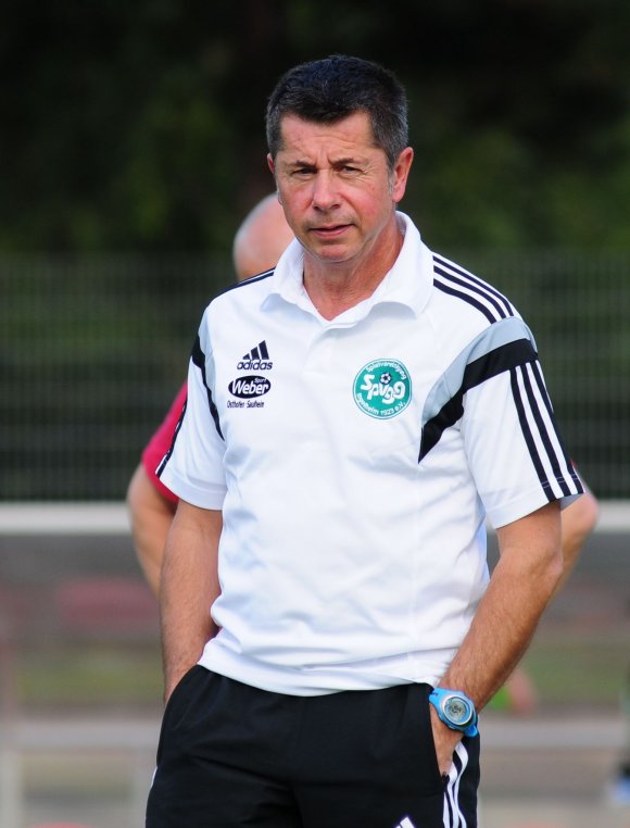 War sauer: Die 2:3-Niederlage in Mutterstadt ärgerte den Ingelheimer Trainer Jürgen Collet gewaltig.