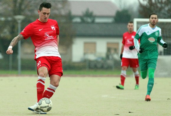 Bei seinem Heimabschied von der TSG war für Marco Strekler nach der ersten Halbzeit der Partie gegen den VfR Grünstadt Schluss. Sein Noch-Trainer Tobias Rieger hatte das Gefühl, dass der Bald-Mombacher seine Zusage, der TSG bis zum Jahrsende helfen zu wollen, nicht mit vollem Herzen nachging. 
