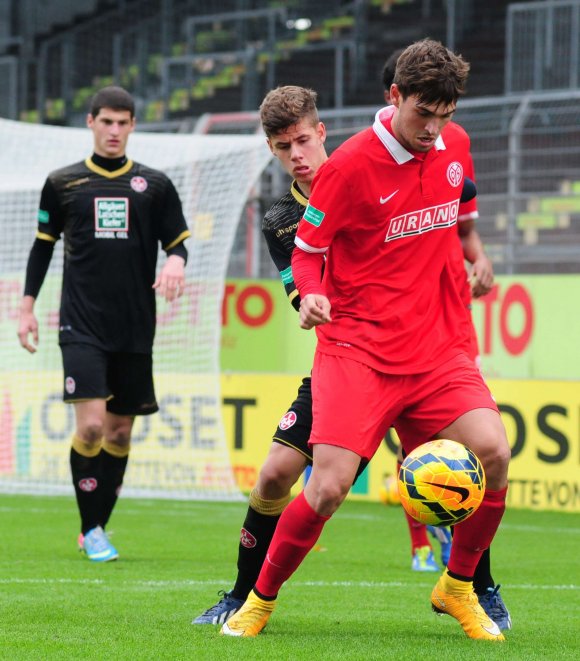 Am Sonntag können Bilal Kamarieh und die 05-A-Junioren mit Tabellenführer TSG Hoffenheim gleichziehen. Voraussetzung ist ein Heimsieg gegen den 1.FC Nürnberg.