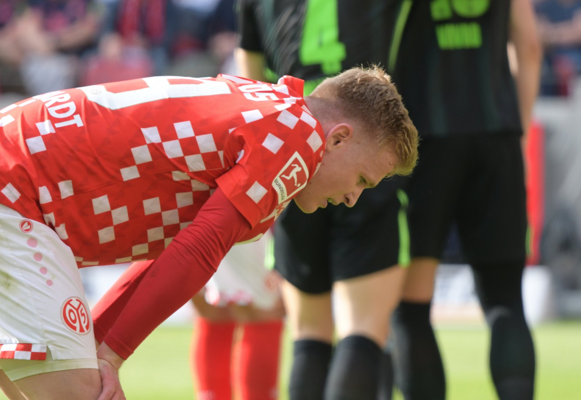 ...und Jonathan Burkardt niederschlug.