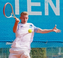 Mika-Ole Westhoff ist der Kapitän des TSV Schott 2.
