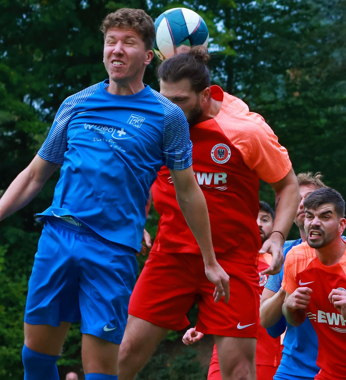 Bei der Hinrundenniederlage der TSG Bretzenheim in Hauenstein erzielte Luis McColgan (l.) den zu spät gefallenen Anschlusstreffer.
