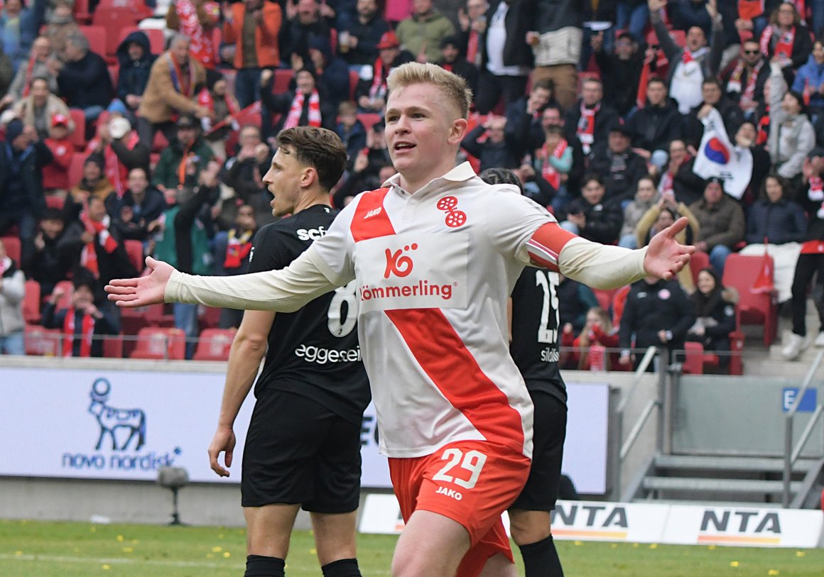 Im Kampf um einen europäischen Startplatz werden die 05er unter anderem einen Jonathan Burkardt in Bestform benötigen.