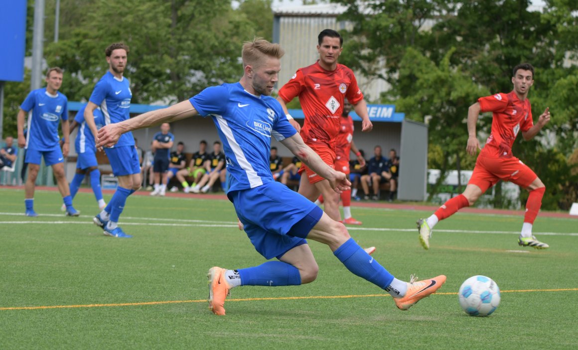 Das 100. Schott-Tor der Saison erzielt zu haben, war Leon Kern weniger wichtig als die Tatsache, dass es sich um das 1:0 handelte.