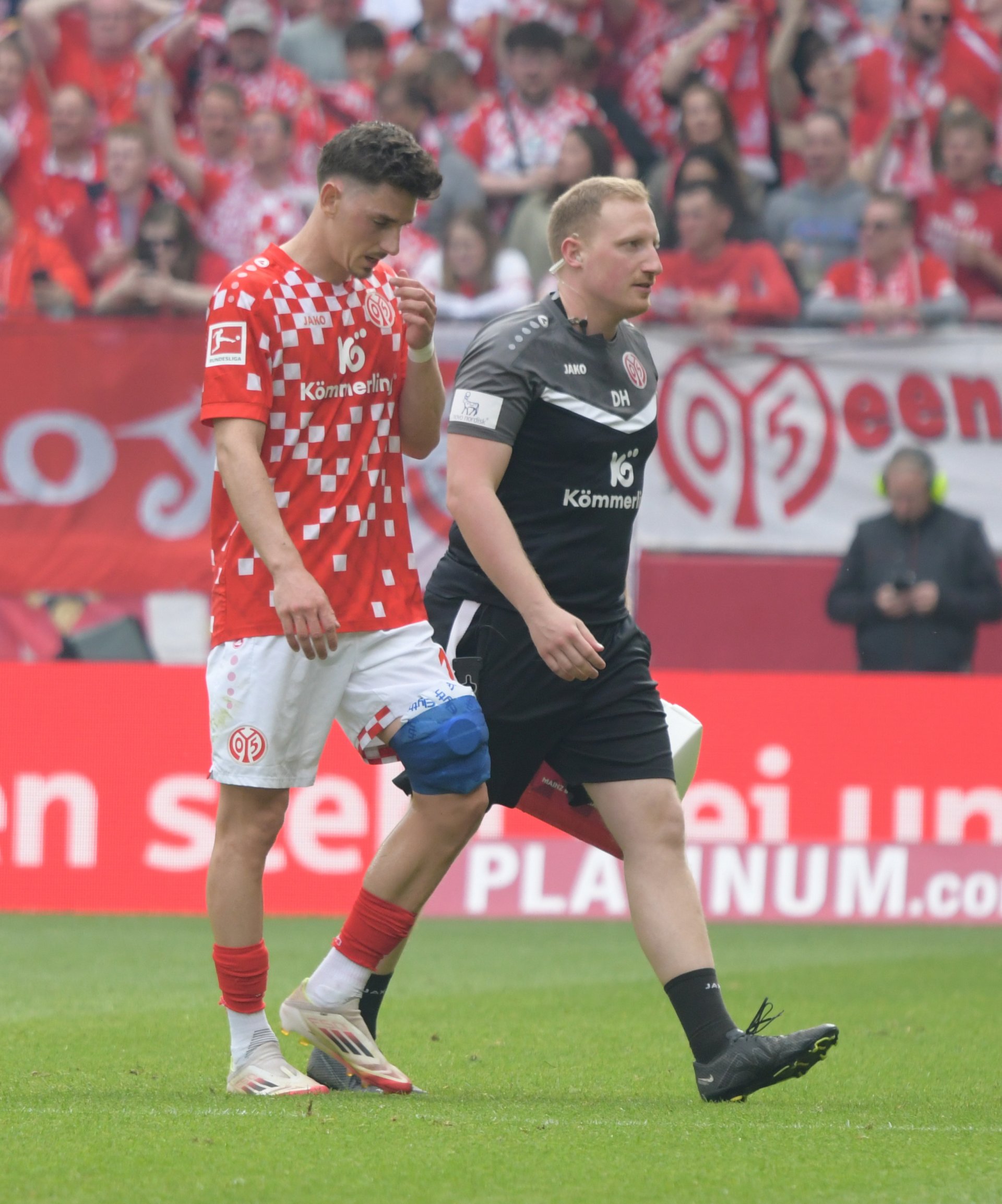 ...Anthony Caci hatte verletzungsbedingt nach 70 Minuten Platz für Nicolas Veratschnig gemacht.