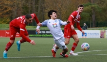 Beim 3:1-Hinrundenerfolg gegen den FV Engers holte Ryoji Matsumura den Strafstoß zum ersten Treffer der Partie heraus, diesmal erzielte er ihn selbst.