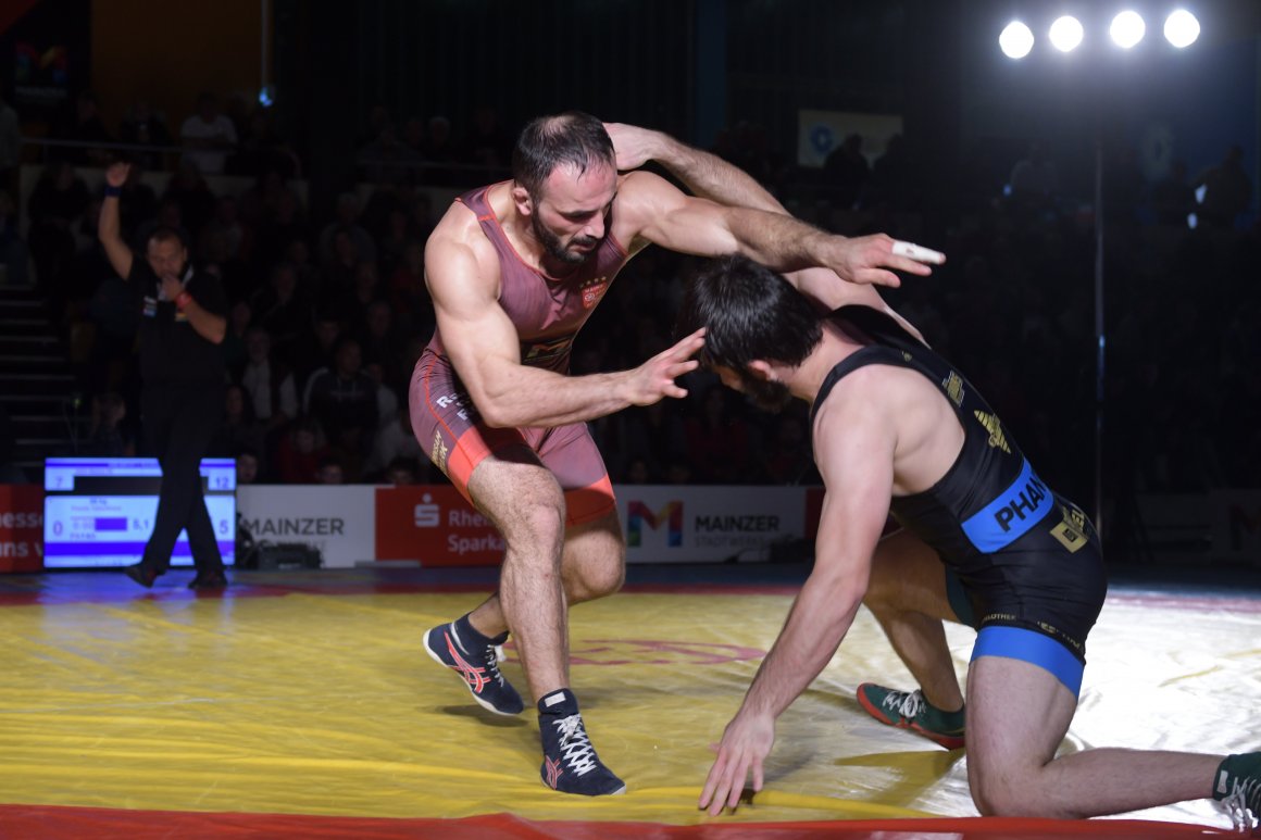 Bester Deutscher in der 79-Kilo-Freistilklasse: Pouria Taherkhani (l.).
