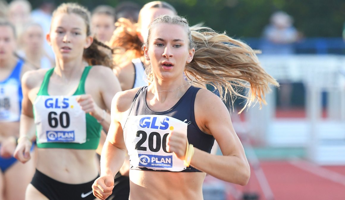 Mit ihrer 800-Meter-Zeit krönte Emma Kaul ihren ersten 6000er-Siebenkampf.