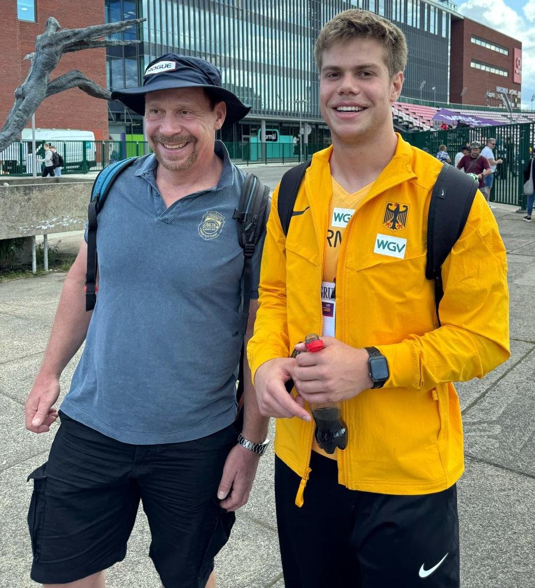 Erfolgreiches Duo: Kugelstoßer Simon Kunkel und sein Vater und Trainer Marcel.