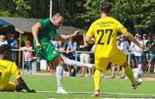 Abschlüsse, wie ihn hier Kapitän Mateo Trapp versucht, waren in der ersten Halbzeit eine Rarität.