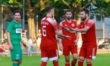 Im Pokal gegen Alemannia Waldalgesheim zeigte die SVW Mainz (v. r. Tim Gabel, Eric Rienhardt, Dominik Higi) ihre bisher beste Saisonleistung. Für Trainer Jochen Walter hat der Wettbewerb gerade nach der jüngten Liganiederlage allerdings keine Präferenz. Er erwartet am Sonntag den nächsten Heimsieg gegen Wiederaufsteiger ASV Fußgönheim.