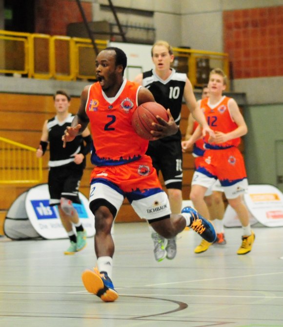 Vladimir Raymonvil war zum Saisonauftakt gegen die SG Heidelberg/Kirchheim noch nicht spielberechtigt - sein Mitwirken im ersten Rückrundenspiel am Samstag könnte ein entscheidender Faktor sein.