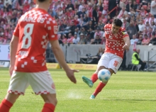 Schoss die 05er per Freistoß in die zweite Runde: Nadiem Amiri.
