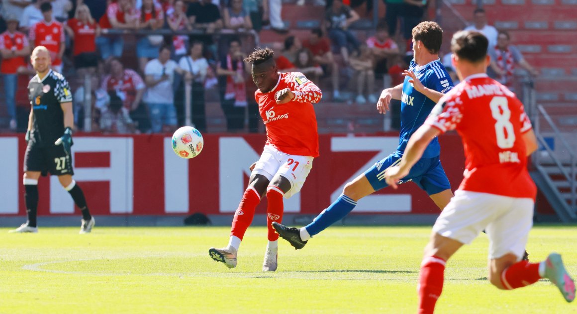 Danny da Costa ist einer der international erfahrenen Mainzer. Für die 05er ist er am Donnerstag erstmals europäisch im Einsatz.